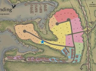 881 Eagle Point Dr, Grand Rivers, KY 42045