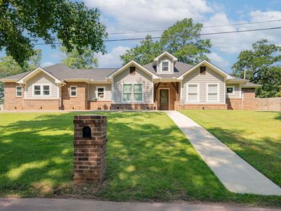 233 Burnam Rd, Longview, TX, 75605