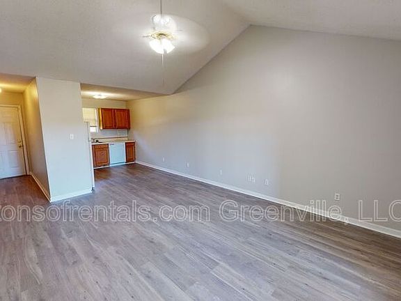 3rd image of 1552 Shoally Creek Rd