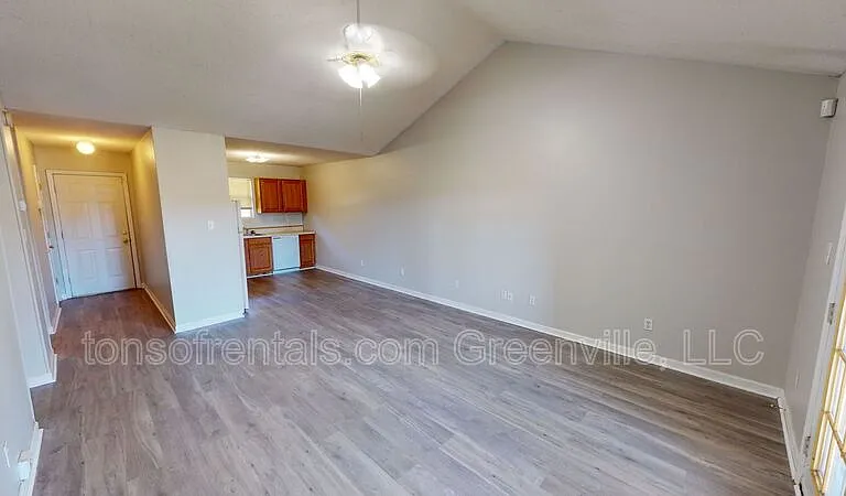 1552 Shoally Creek Rd — Photo 3