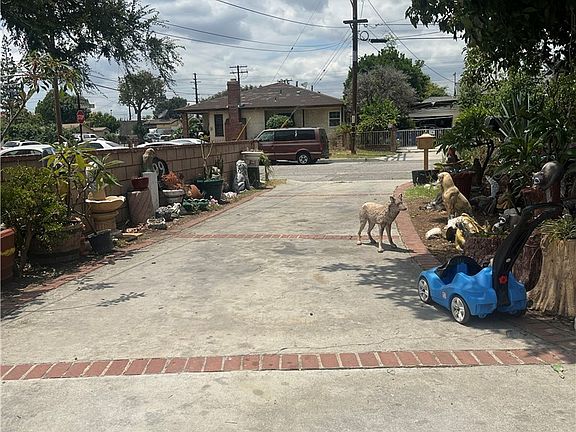 2nd image of 4308 Fandon Ave