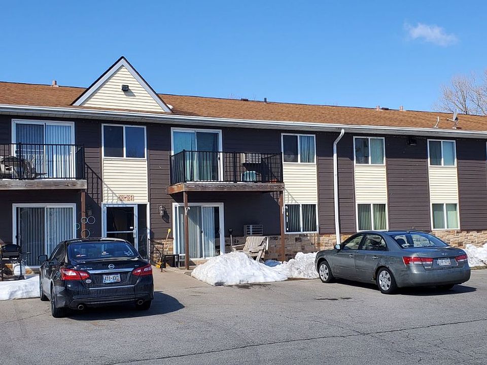 1st image of 992 3rd St #111