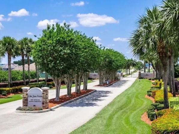 591 Sunset Pointe Dr, Lake Placid, FL 33852