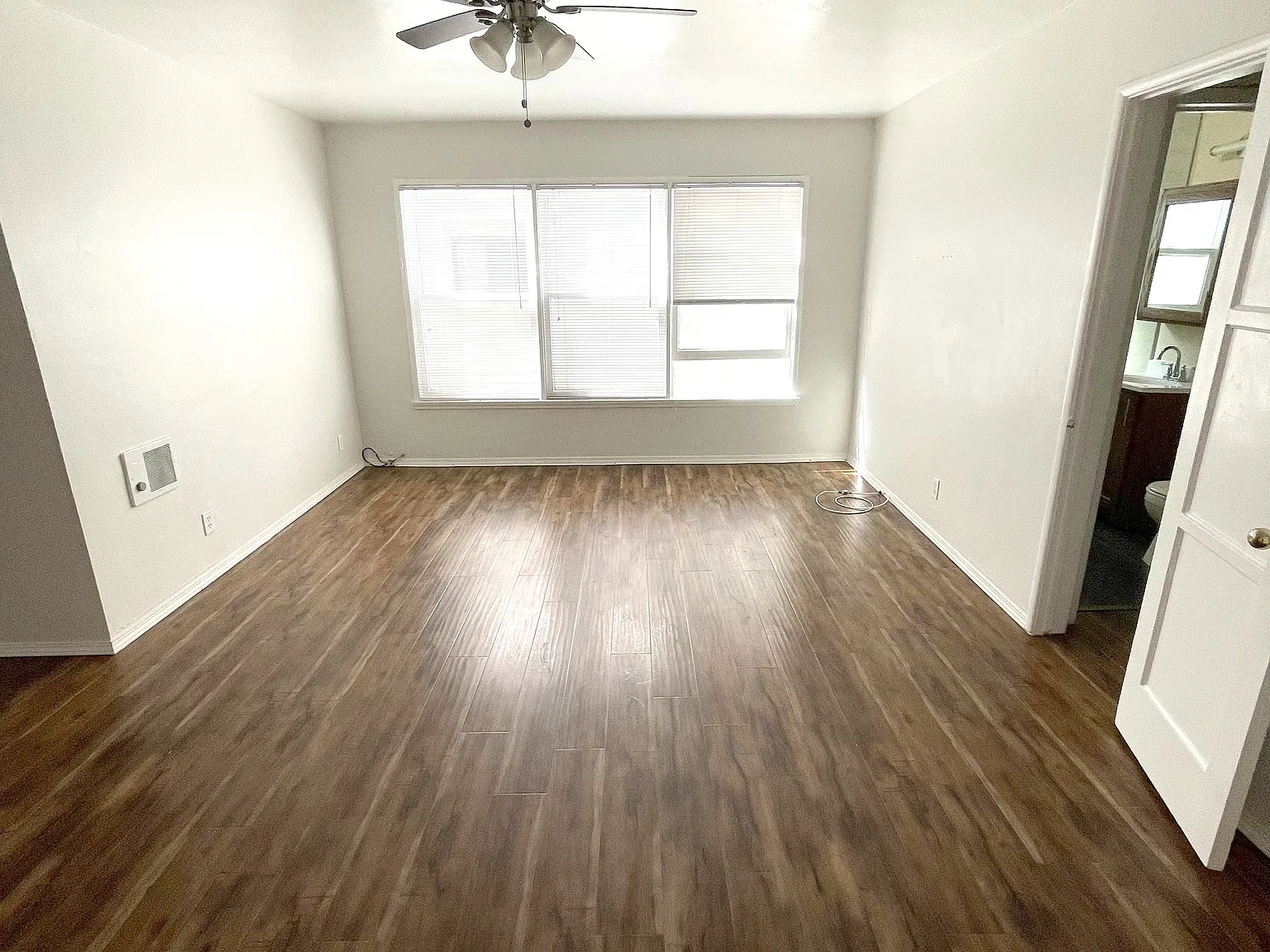 1405 E Ocean Blvd — Photo 2
