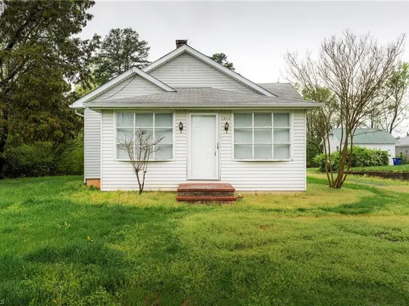1414 Jonestown Rd, Winston Salem, NC 27103