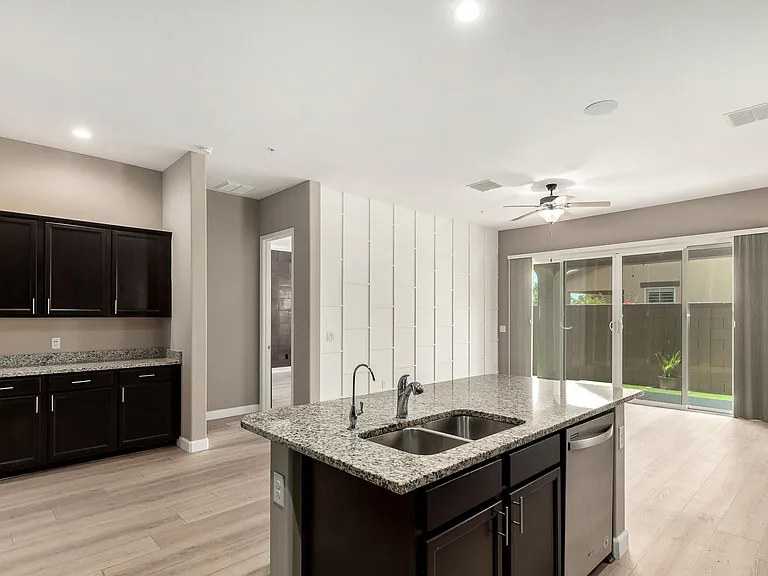 1255 N Arizona Ave #1300 — Photo 6