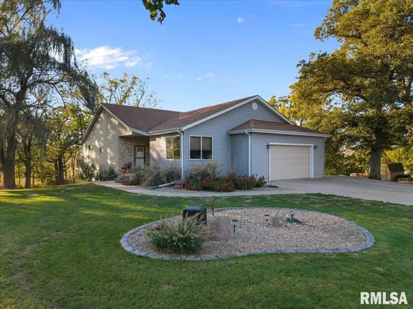 2391 Plum Ave, Wilton, IA 52778