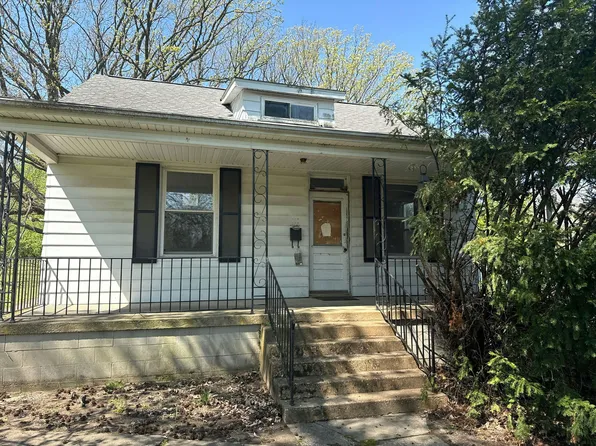 215 N Herman St, Lebanon, IL 62254