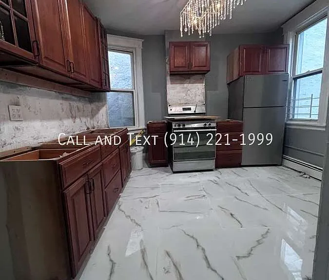 37 Altonwood Pl — Photo 3
