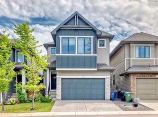 41 E Shawnee Grn SW, Calgary, AB T2Y0P5