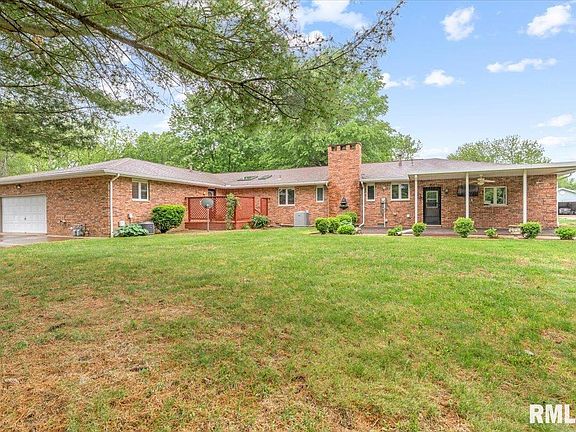 3rd image of 80 Celeste Ct