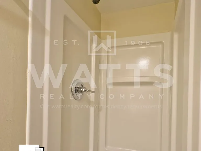 3229 Westbrook Dr #201 — Photo 8