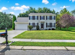 111 Glenray Ct, New Freedom, PA 17349