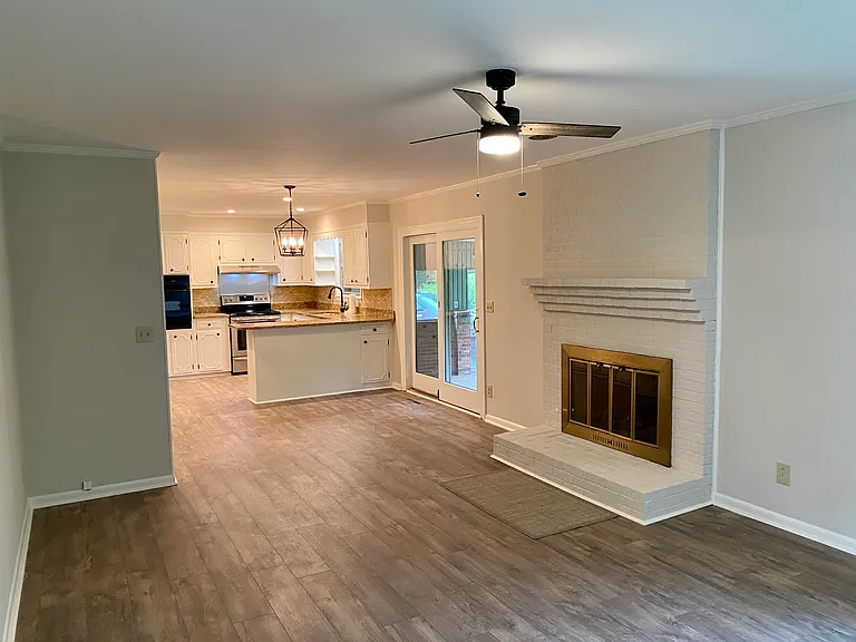 1712 Indian Hill Rd — Photo 7