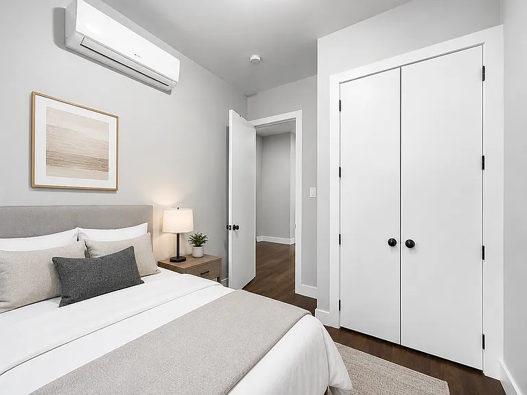 1195 Saint Marks Ave #3 — Photo 8