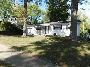 5107 Ville Donna Ln, Hazelwood, MO