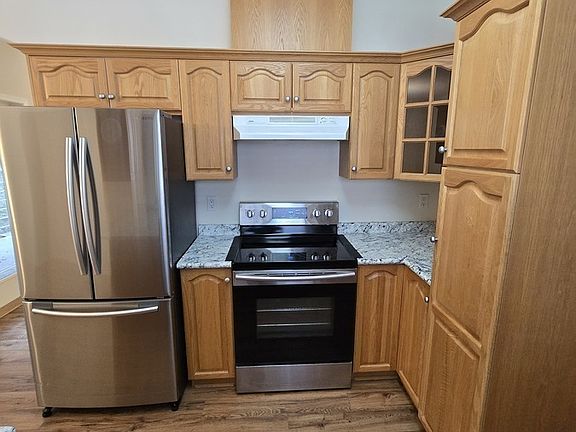 2nd image of 47470 Chartwell Dr #51