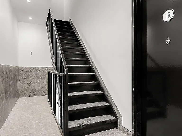 62 Newel St #3R — Photo 3