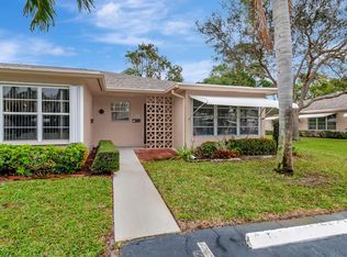 1375 High Point Way SW APT D, Delray Beach, FL 33445