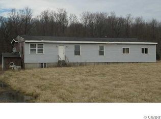 6425 Gillette Rd, Byron, NY 14422