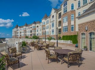 412 Metzger Dr, West Orange, NJ 07052