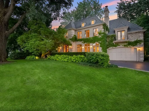887 Crescent Blvd, Glen Ellyn, IL 60137