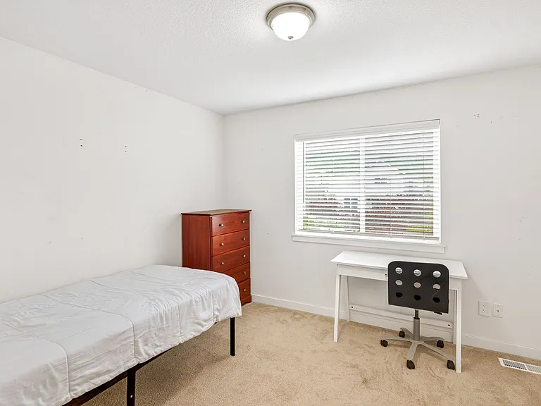 11848 SE Pleasant Valley Pkwy — Photo 12