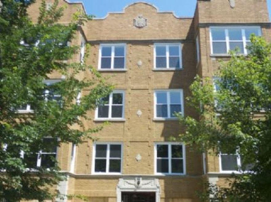1st image of 2641 N Fairfield Ave #2643-1