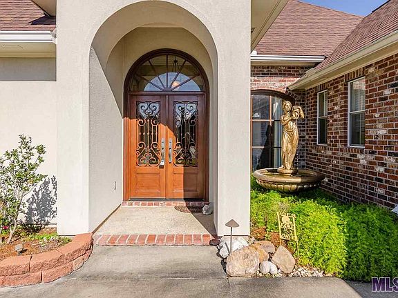 5th image of 10513 Oakley Trace Dr