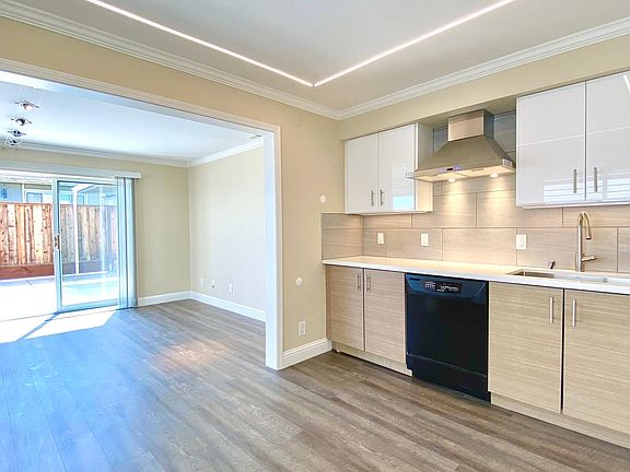 2nd image of 381 Dennis Dr #C