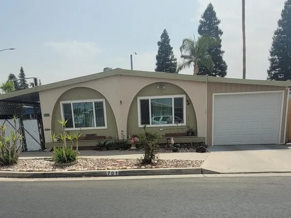 701 42nd St, Bakersfield, CA 93301