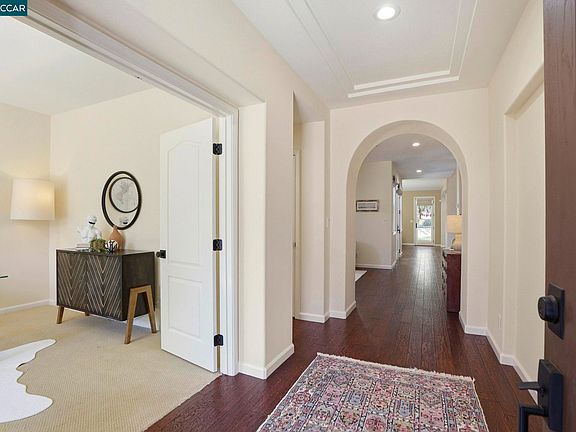 5th image of 1630 Angsley Ln