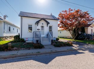 56 Beech St, Saint Catharines, ON L2R2B7
