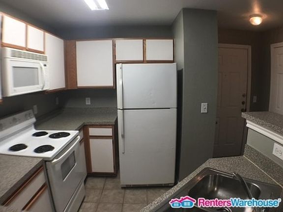 2nd image of 2320 Gracy Farms Ln APT 826