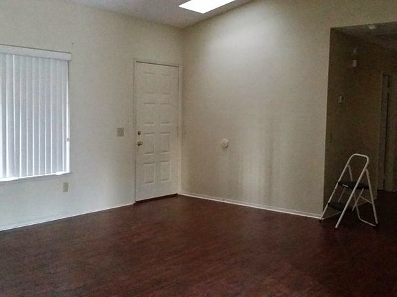 3rd image of 14191 Liberty Way