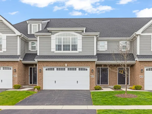 633 Bourbon Ct, Naperville, IL 60565