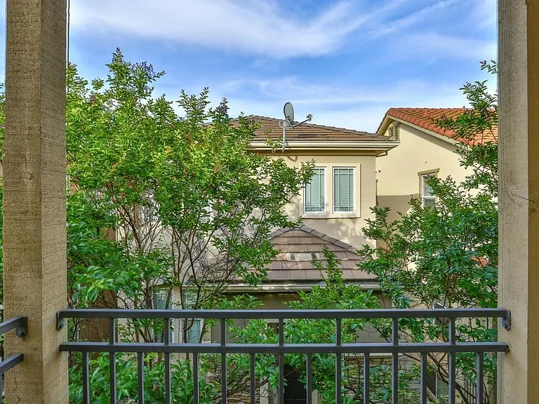 1047 Claridad Loop — Photo 21