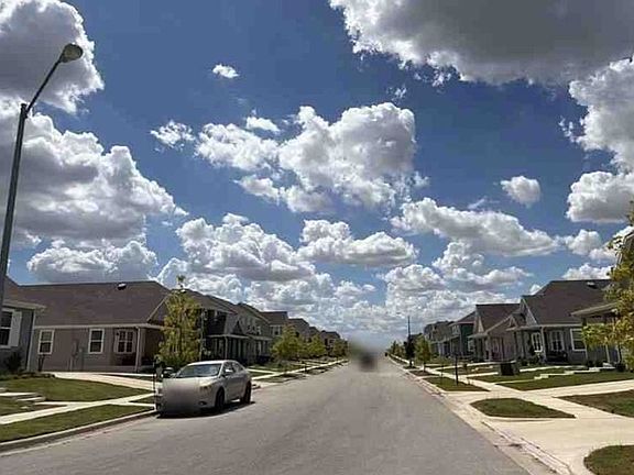 Exterior Neighborhood (street photo)
