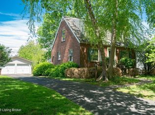 4221 Alton Rd, Saint Matthews, KY 40207