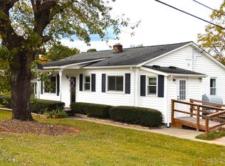 5384 Meadowlane Dr, Granite Falls, NC 28630