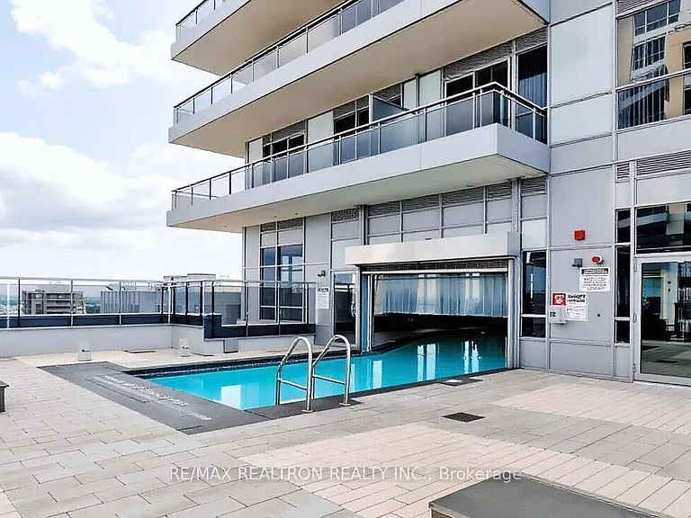 9199 Yonge St #416 — Photo 14