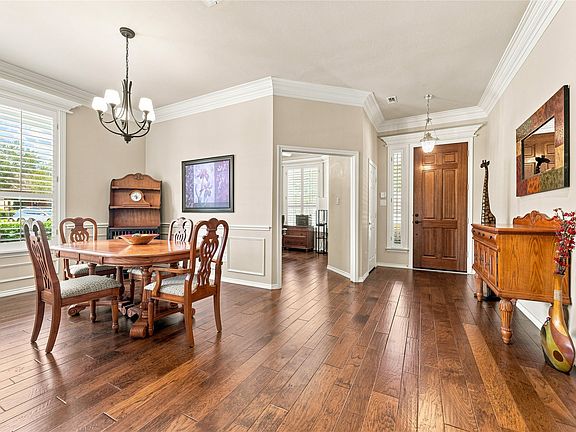 5th image of 628 Scenic Ranch Cir