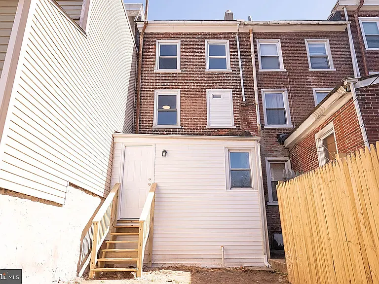 545 Barbadoes St — Photo 15