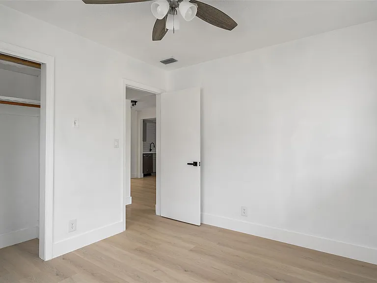 4510 NW 49th Dr — Photo 27