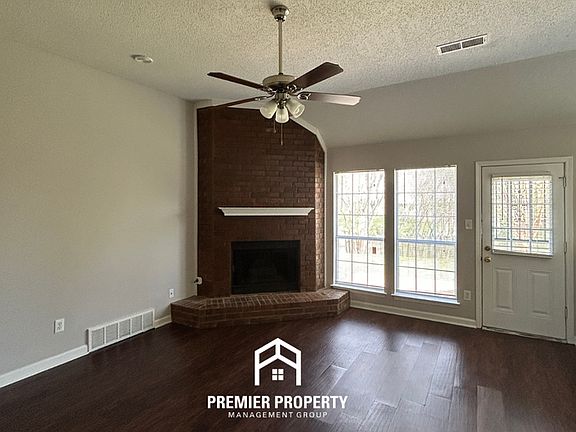 2nd image of 4566 Kings Grant Dr