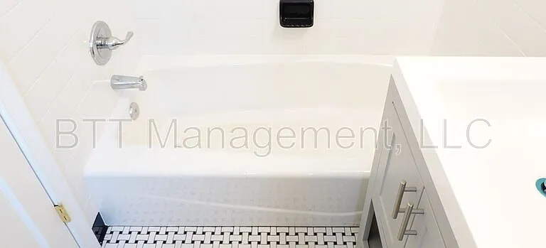 8311 Garland Ave #6 — Photo 17