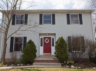 3688 Tolland Rd, Shaker Heights, OH 44122