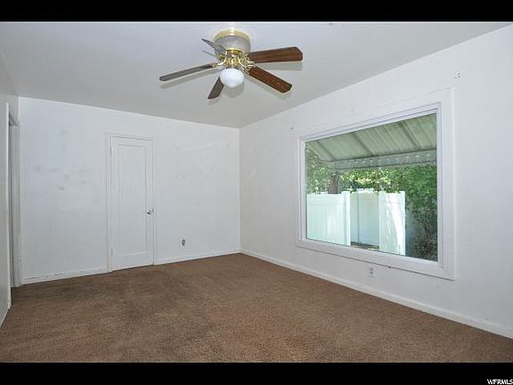5th image of 306 E Gregson Ave