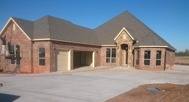 1st image of 1917 Lago Dr