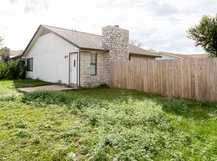 1200 Provident Ln #B, Round Rock, TX 78664